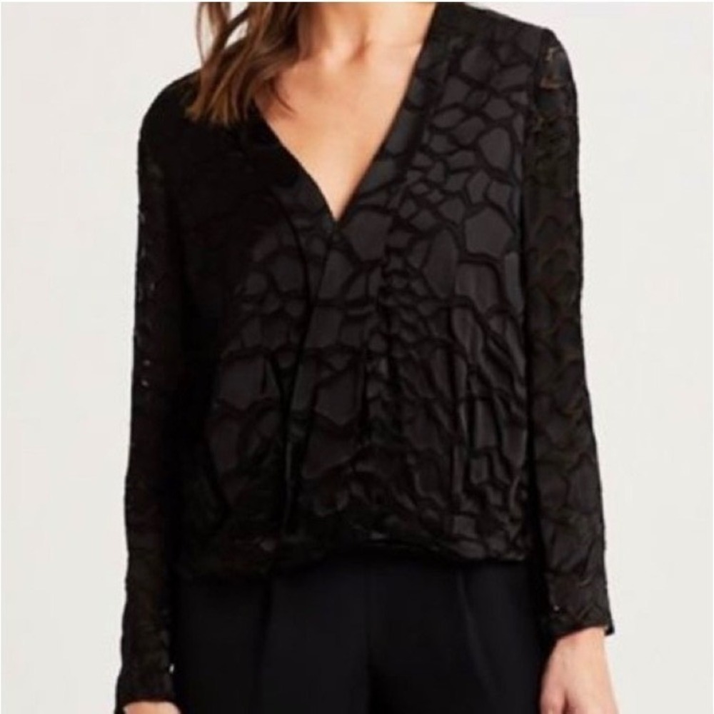 Marie Oliver black faux long sleeve wrap blouse women's size XS Silk blend‎